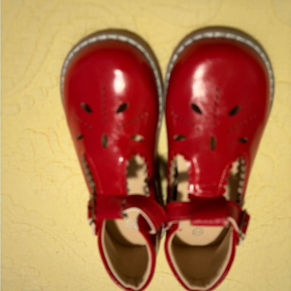 Unbranded Girls Red Mary Jane style shoes Size 31. Brand new never worn